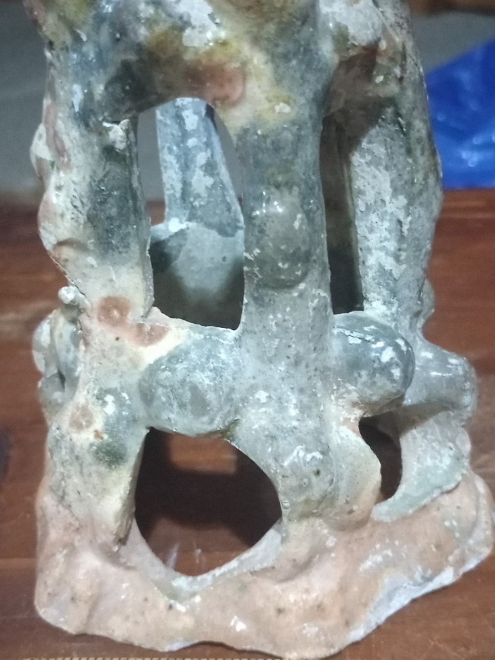 5x5" Aquarium Decor Rock Cave Hideaway.

Base1